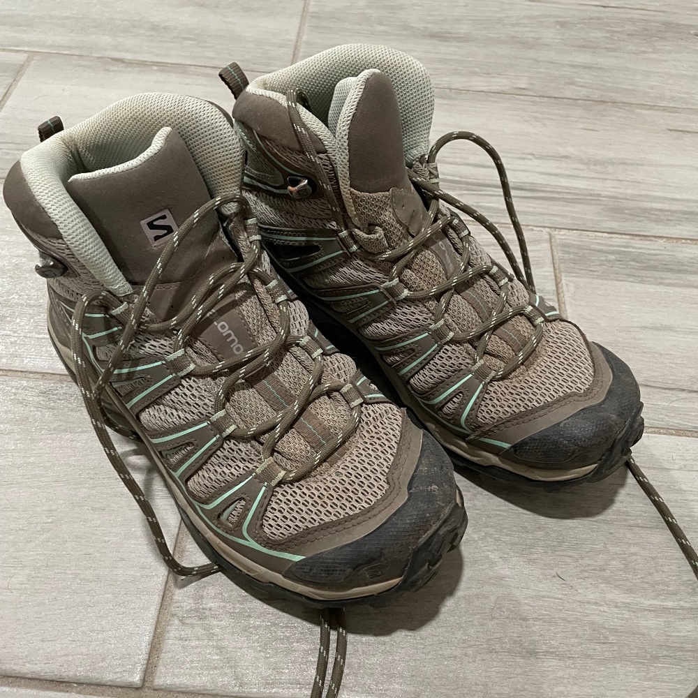 Salomon Hiking Boots